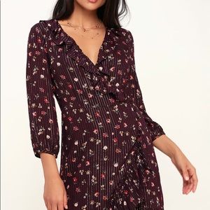 New Lulu’s XS LULUS JALINA PLUM PURPLE FLORAL PRINT WRAP DRESS
